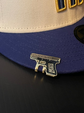 45' Hat Clip